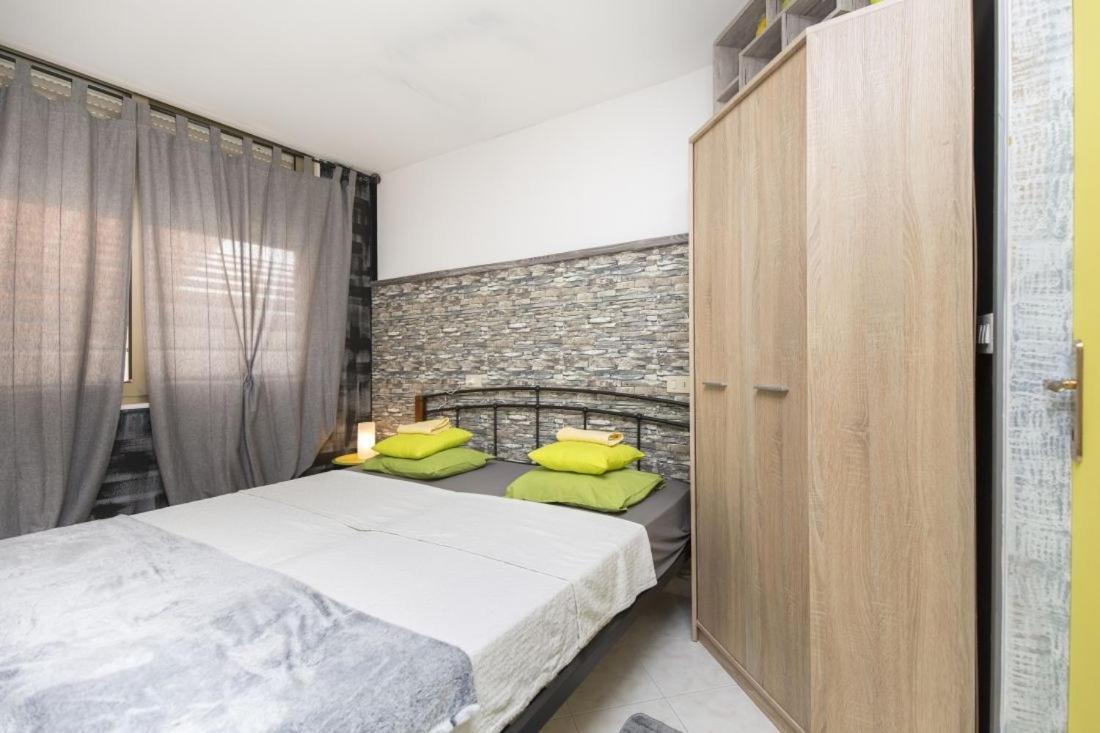 Apartments With Wifi Rabac, Labin - 17261 Værelse billede