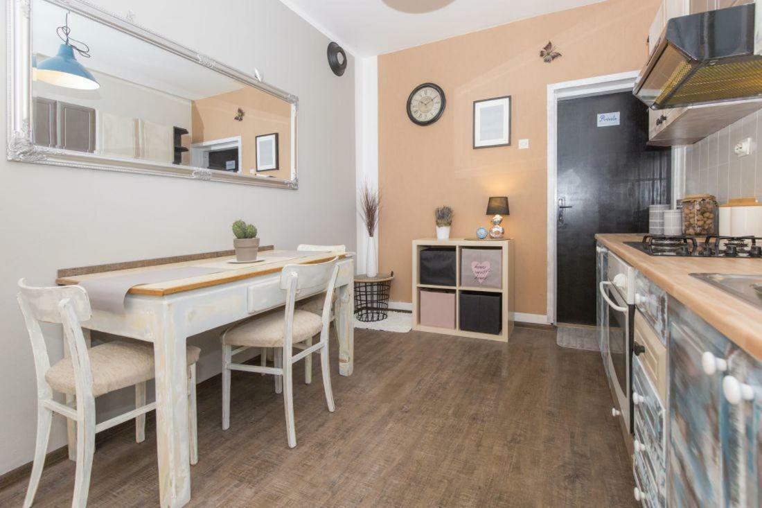 Apartments With Wifi Rabac, Labin - 17261 Eksteriør billede